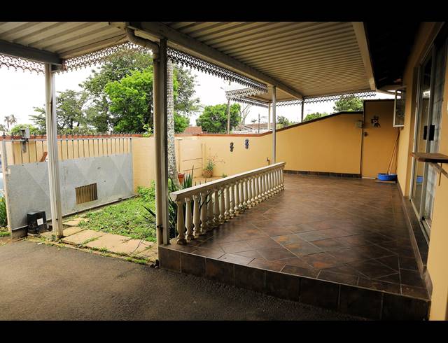3 BEDROOM SIMPLEX FOR SALE IN MALVERN